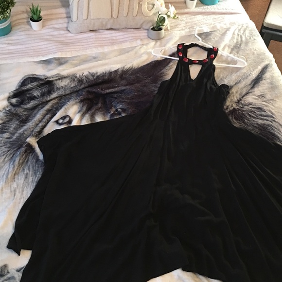 I am selling a dress!!🤩 - Picture 2 of 4